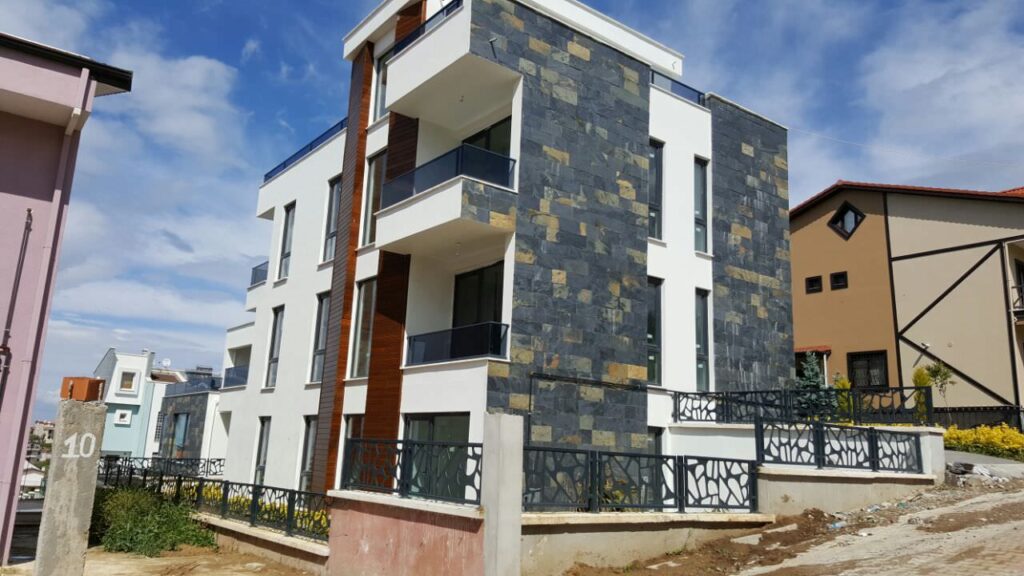 Ebatli Kayrak Taşi 8